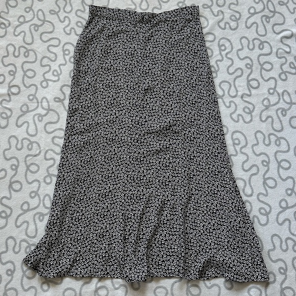 Reformation Floral Midi Skirt - Picture 3 of 6